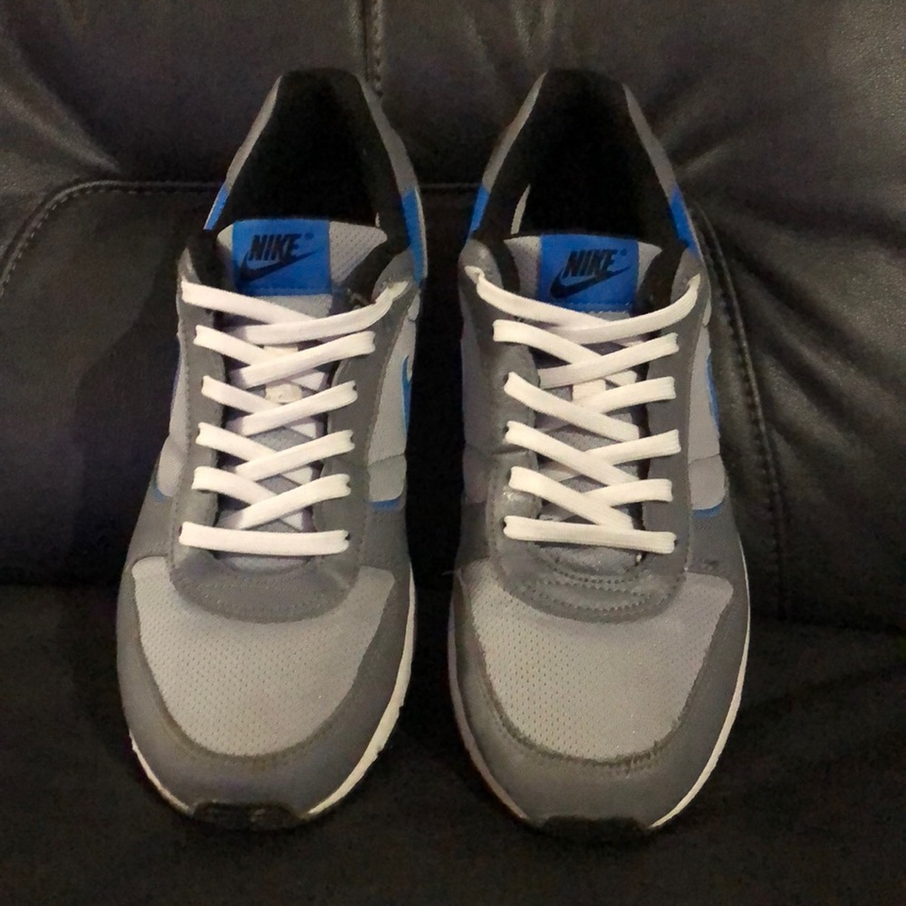 Nike Nightgazer Sneakers